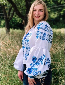  Вишиванка жіноча біла, машинна вишивка хрестиком. Домоткане полотно