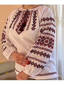  Вишиванка жіноча біла, ручна робота, вишивка гладдю. Домоткане полотно або льон