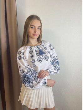  Вишиванка жіноча біла, машинна вишивка хрестиком. Домоткане полотно