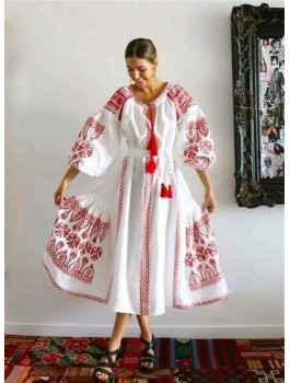 Сукня вишита біла, машинна вишивка хрестиком. Домоткане полотно або льон
