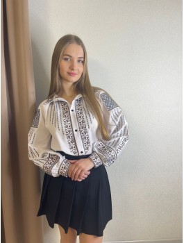  Вишиванка жіноча біла, машинна вишивка хрестиком. Домоткане полотно