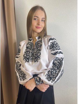  Вишиванка жіноча біла, машинна вишивка хрестиком. Домоткане полотно