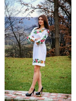  Сукня вишита біла, ручна робота, вишивка бісером. Домоткане полотно