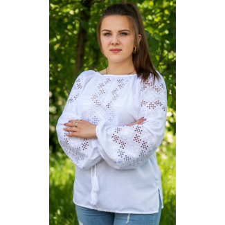 Біла жіноча вишиванка «Біла панна» гладдю та мережкою